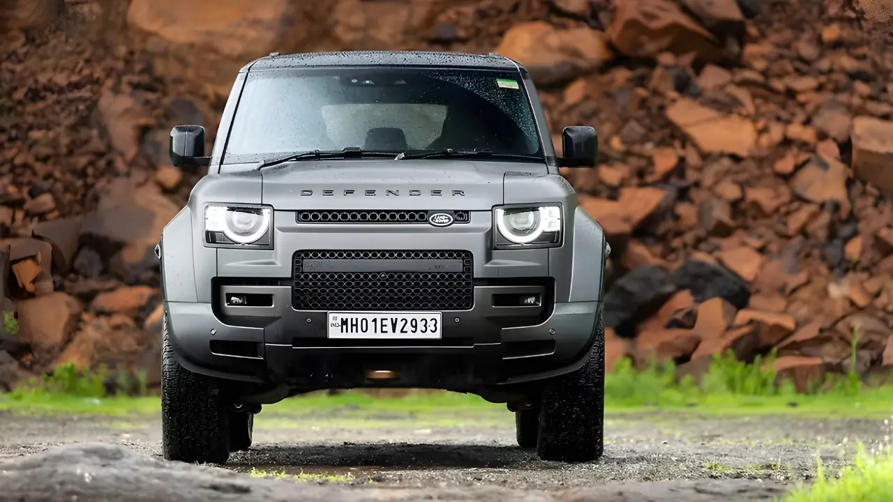 Land Rover Defender 2026